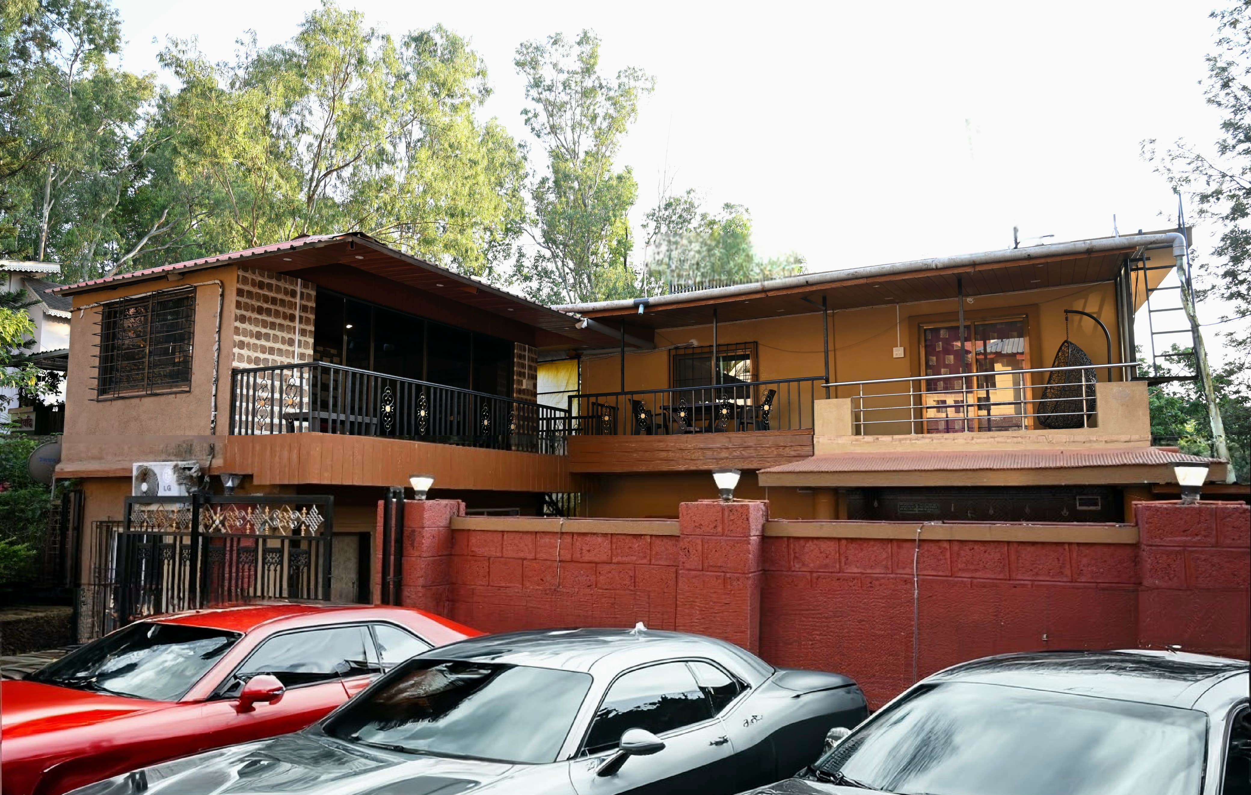 Phoenix Villa 2